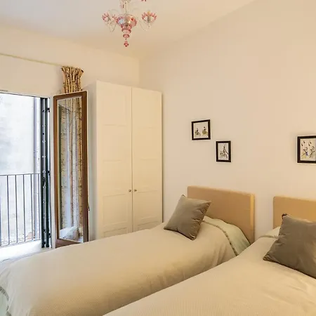 Ca' San Beneto Completely Refurbished In A Fabulously Area Venice