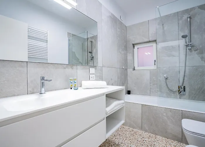 Ca' San Beneto Completely Refurbished In A Fabulously Area Venedig